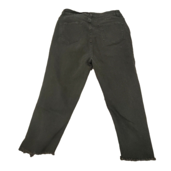 B.o.b. Ripped Capri Jean Shorts - XL - Picture 4 of 6